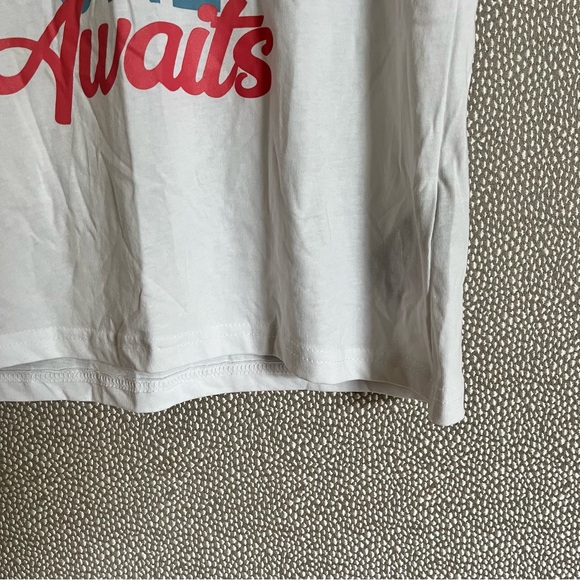 M Canada Weather Gear Graphic Tee NWT - Picture 3 of 6